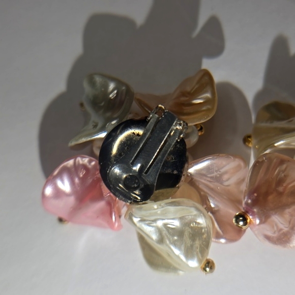 Elegant Floral Pearl Earrings - Picture 8 of 12